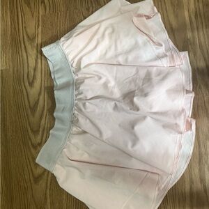 Lululemon Court rival skirt in strawberry milkshake